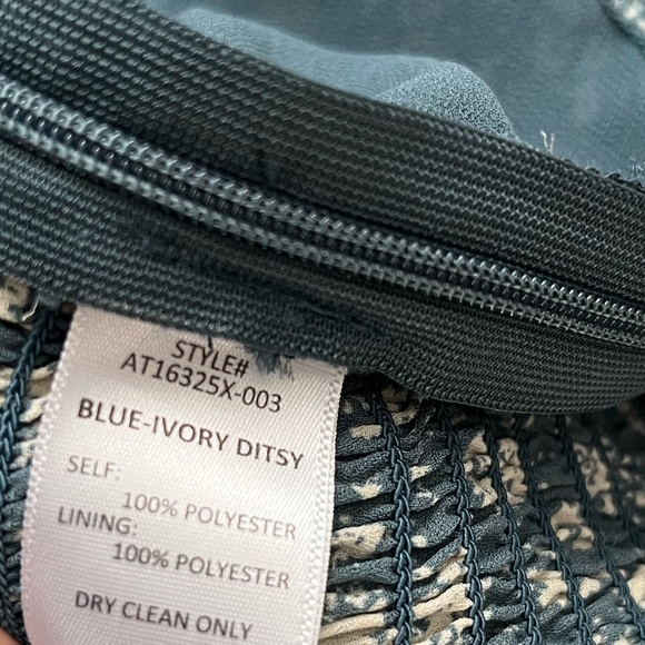 ASTR the Label Peasant Top Floral Print - Picture 12 of 14